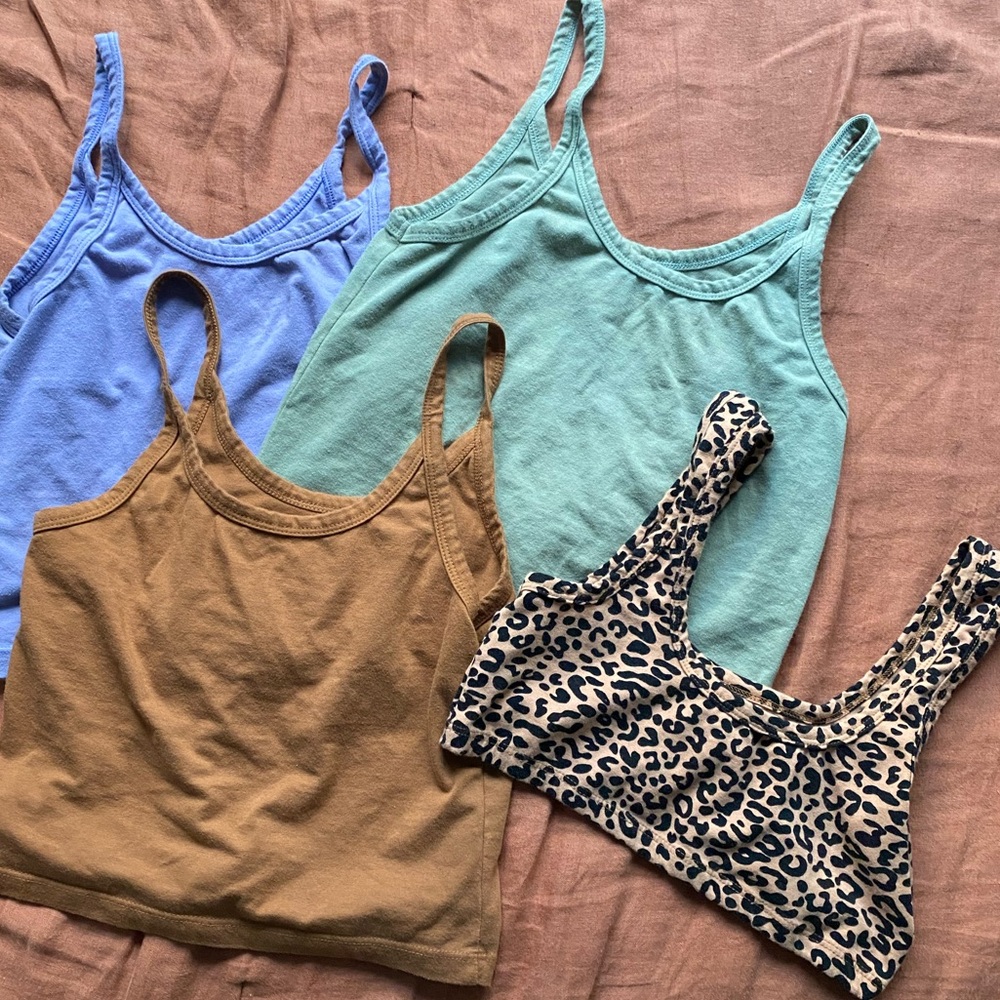 ARQ original wide strap bra and crop tanks